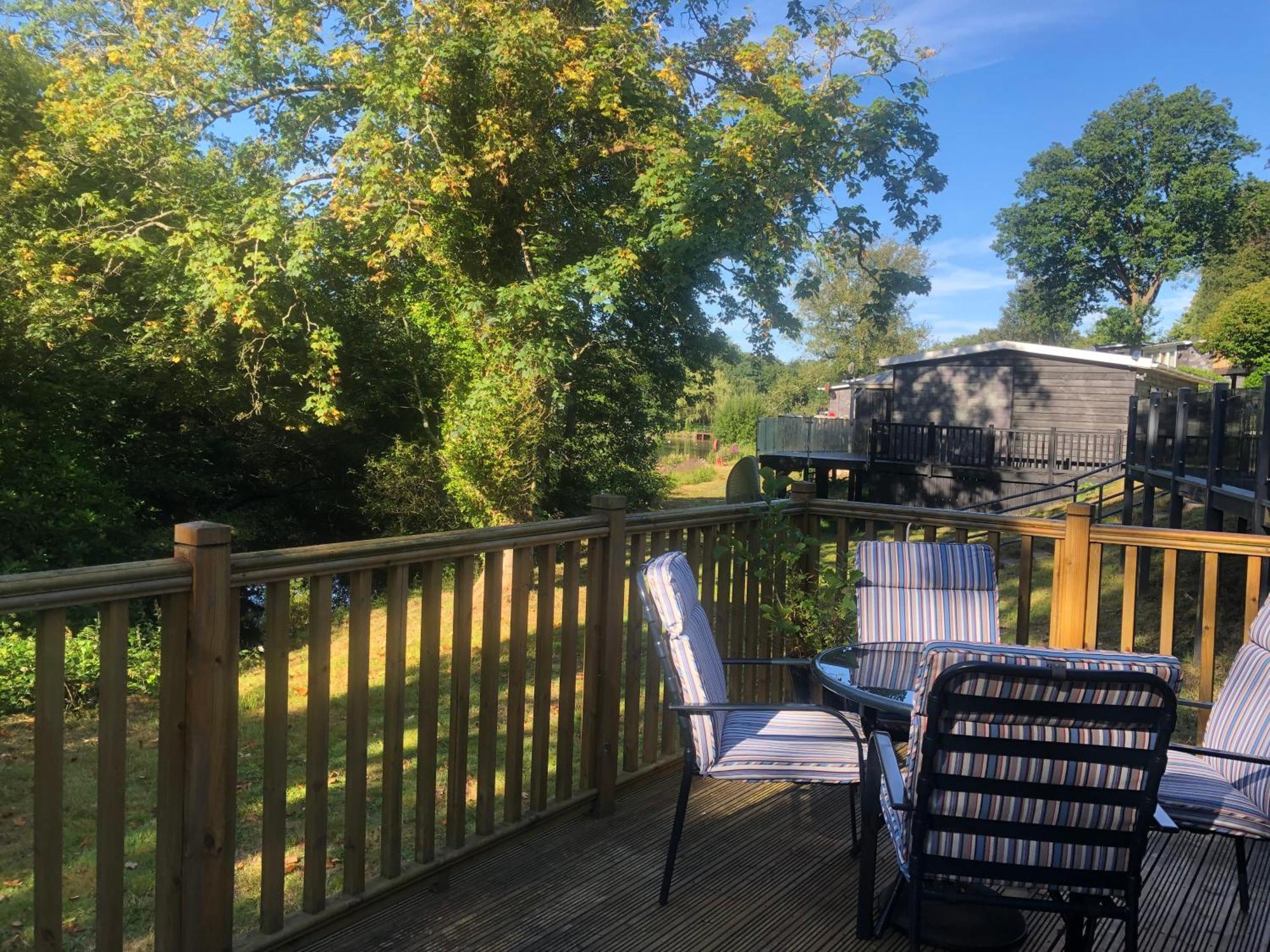 Chalet 64, Lakeside, Glan Gwna Holiday Park Caernarfon Luaran gambar